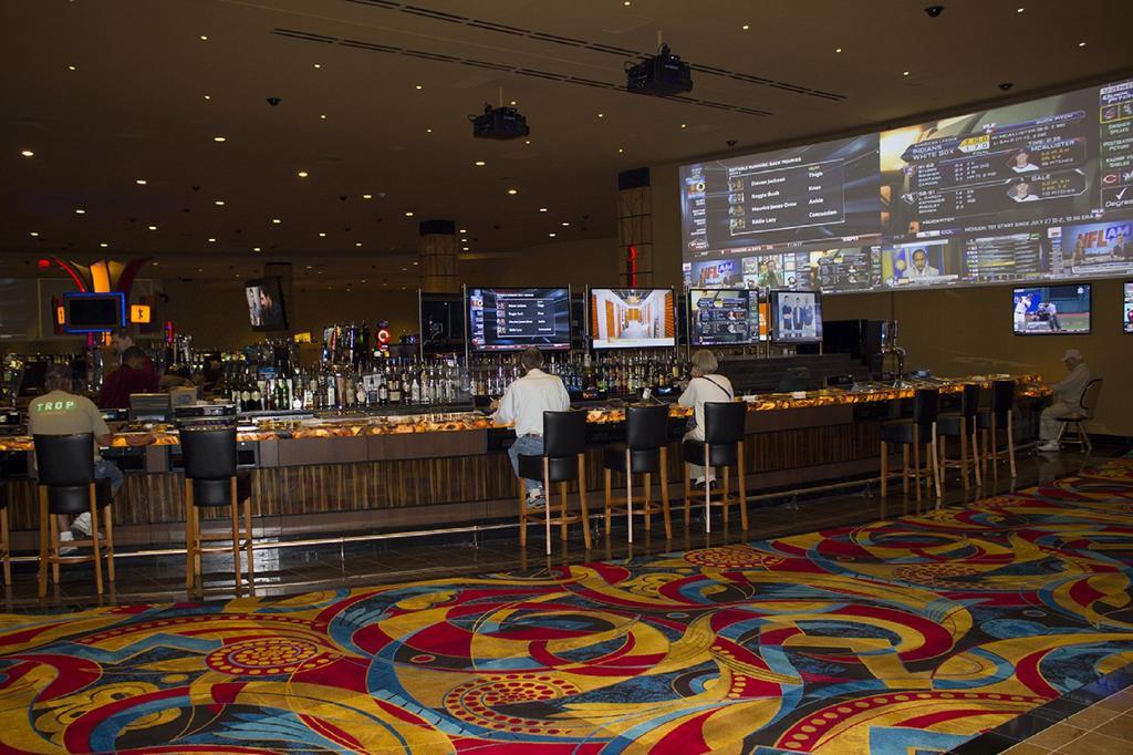 Hollywood Casino St. Louis Maryland Heights Exterior foto