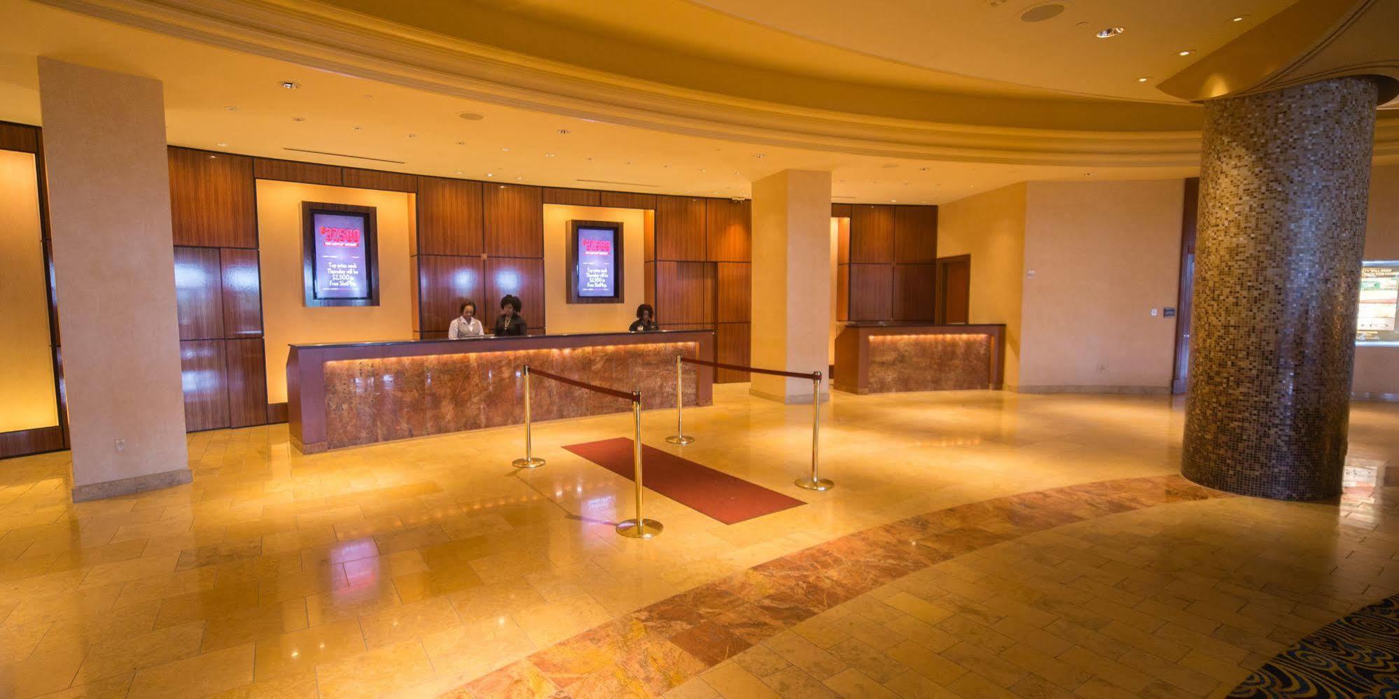 Hollywood Casino St. Louis Maryland Heights Exterior foto